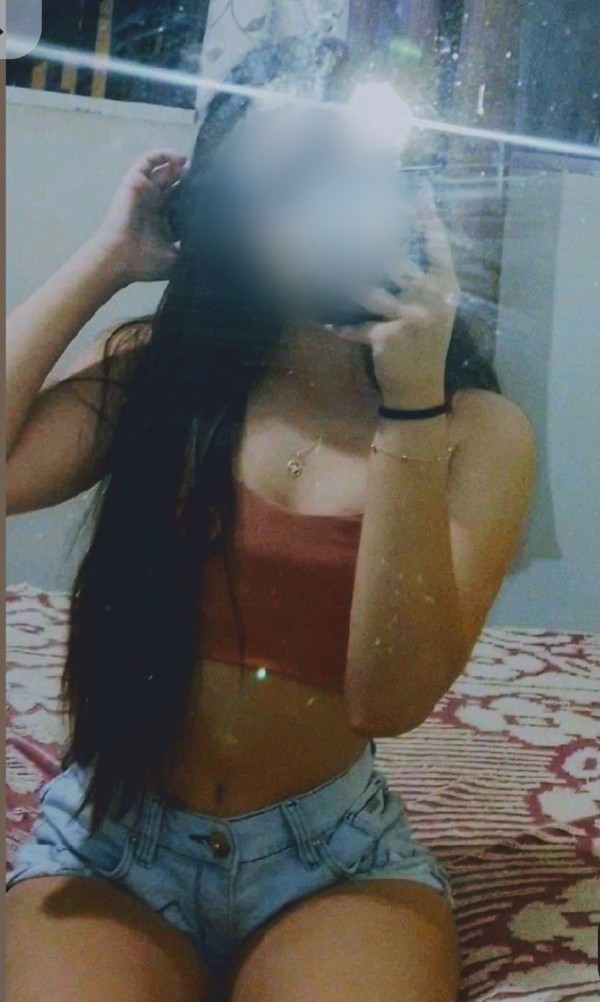 Melisa divertida, extrovertida y muy cariñosa