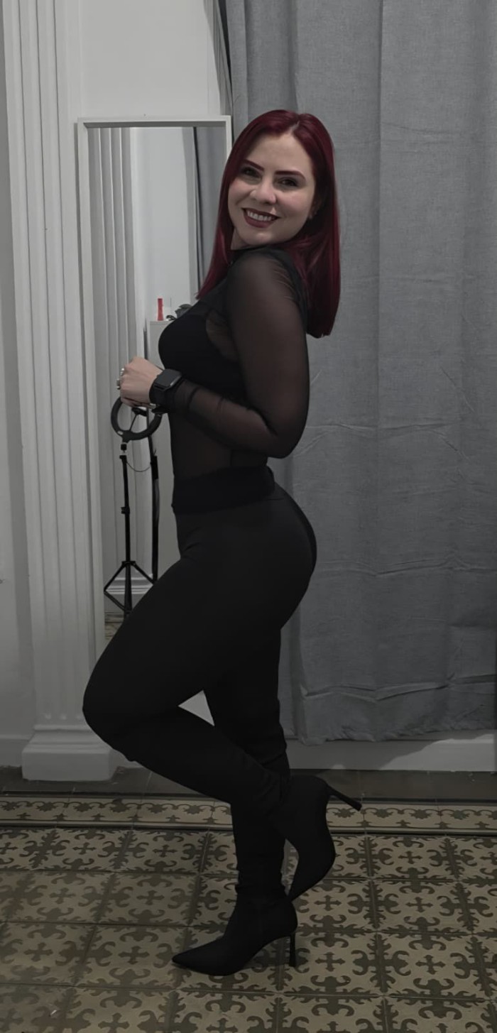 PROVOCATIVA ENCANTADORA BOMBA DE SEXO