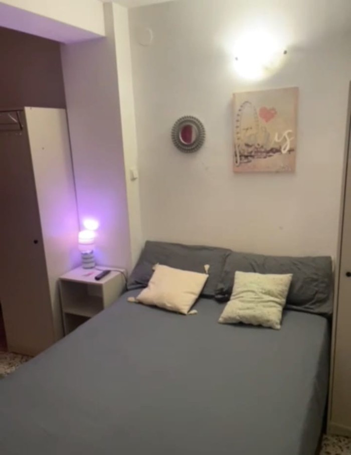 Centro Girona Habitación libre