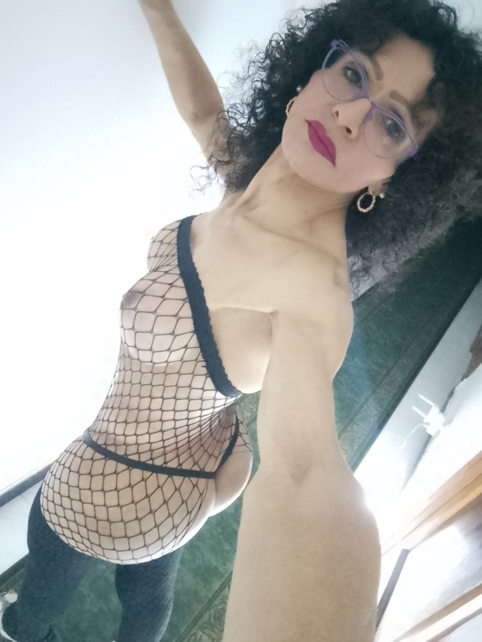 Trans activa y pasiva fiestera hago salidas