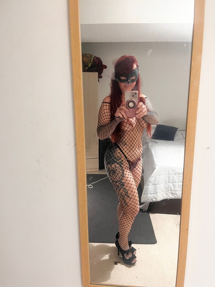 Madurita fogosa cachonda complaciente