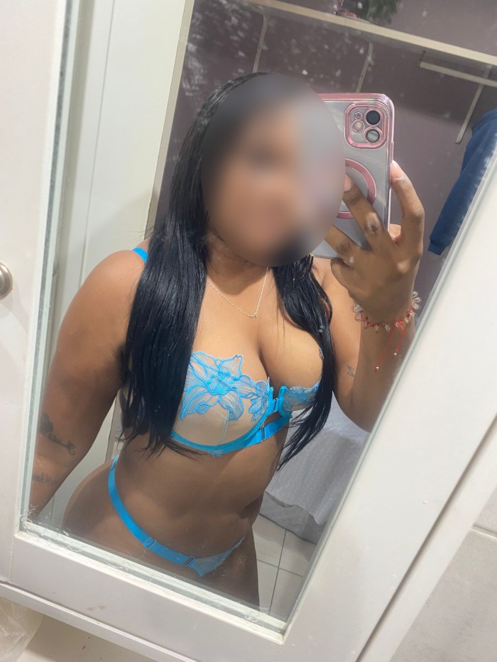 SOY LINDA UNA PRECIOSA JOVENCITA 20 AñOS ARDIENTE EN HUESCA