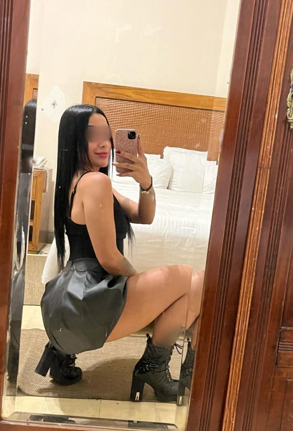 ESTUDIANTE DE 20 AÑOS LLAMAME ESTOY SOLITA