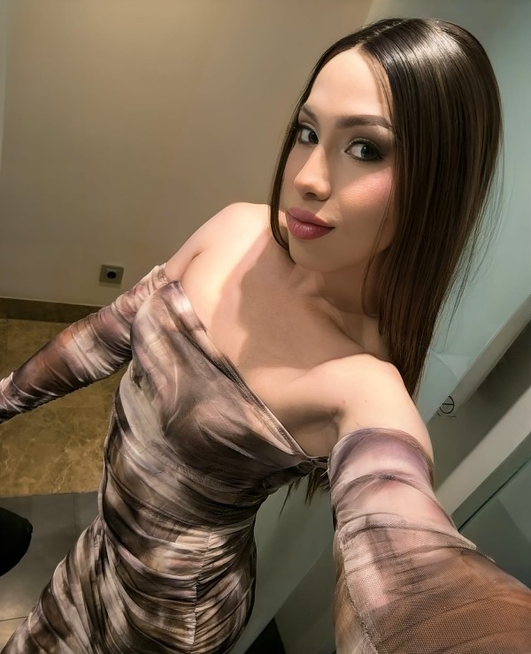 CHICA TRANS MUY VERSÁTIL Y FEMENINA, TE HARÉ DE TODO.