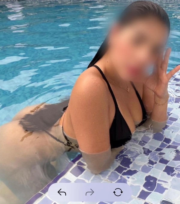 HELENA 20 años, EXUBERANTE Y MUY FOGOSA…!!!