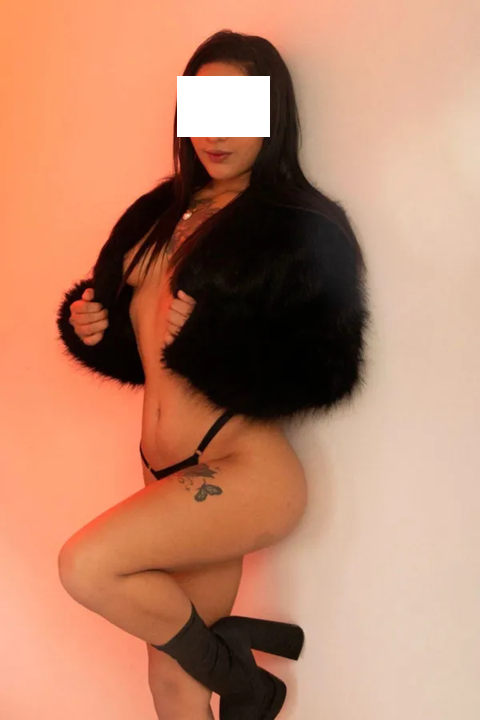 SOY UNA SCORT MUY ARDIENTE E IMPLICADA EN LA CAMA