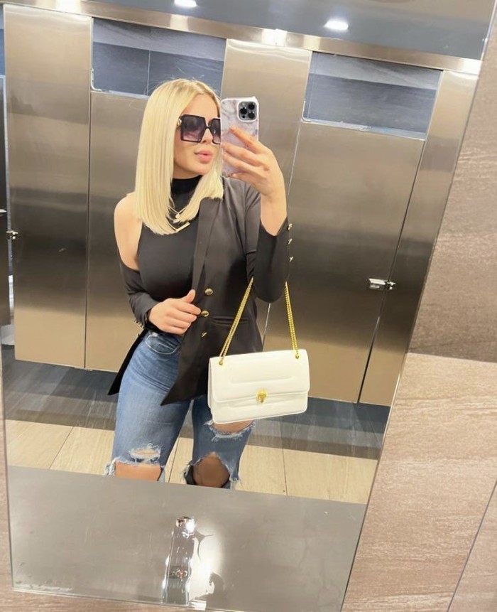 somos 3 amiguitas fiesteras cachondas