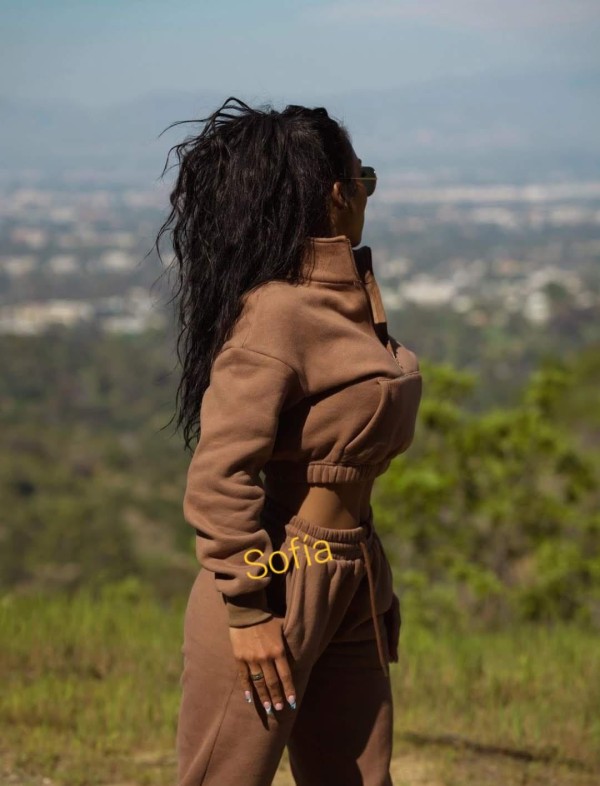 NOVEDAD SOFIA CHICA TRANS LATINA FIESTERA DESCOMPLICADA