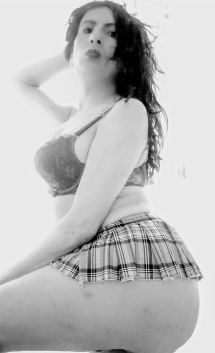 PELIRROJA TRANS GUAPISIMA Y MUY VERSATIL NOVEDAD