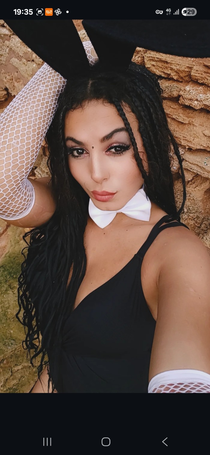 Año nuevo !conejita nueva ! /arenal/