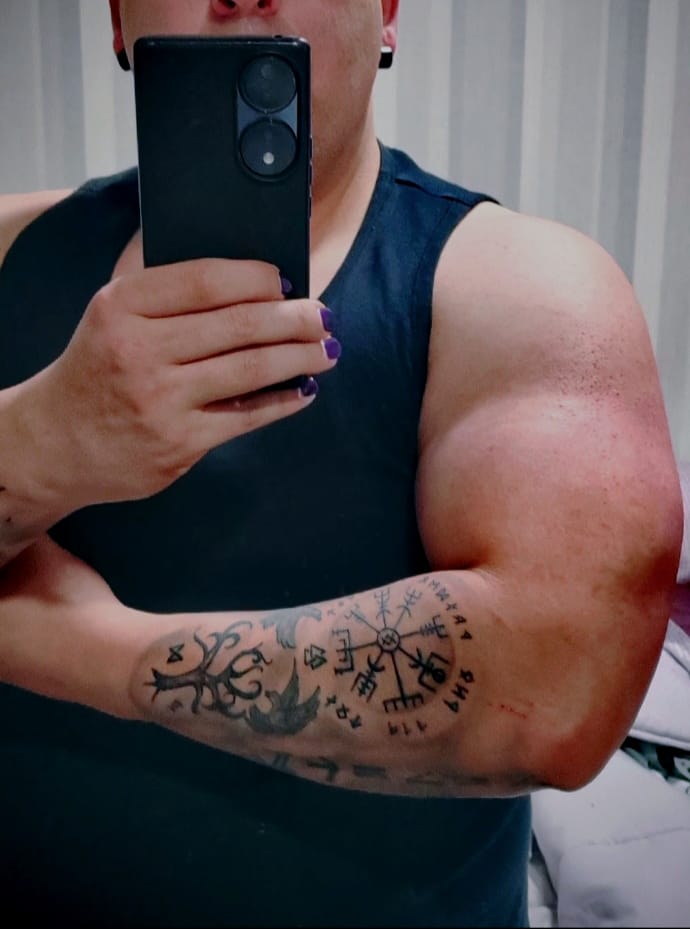 CHICO GYN CAÑERO MUSCULADO .ESTOY BOIRO SALIDAS