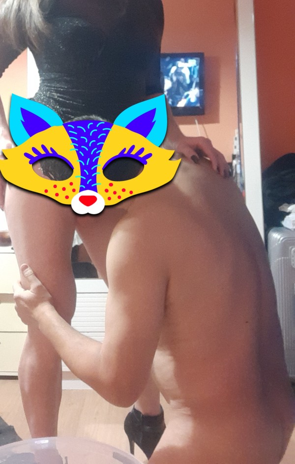 QUIERES MI LECHE BESOS ENSALIBADOS  FISTING HUMILLACIONI