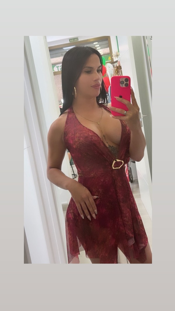 MORENA Y BUENAS CURBAS EXSOTICAS EN TENERIFE SUR LOS CRISTIANOS