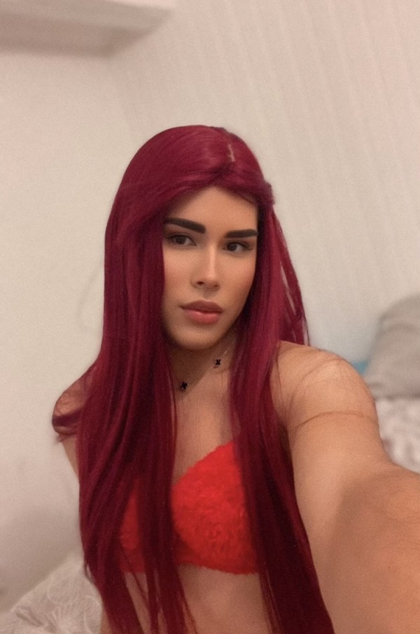 CHICas CD NUEVO DE LA CIUDAD DISPONIBLE