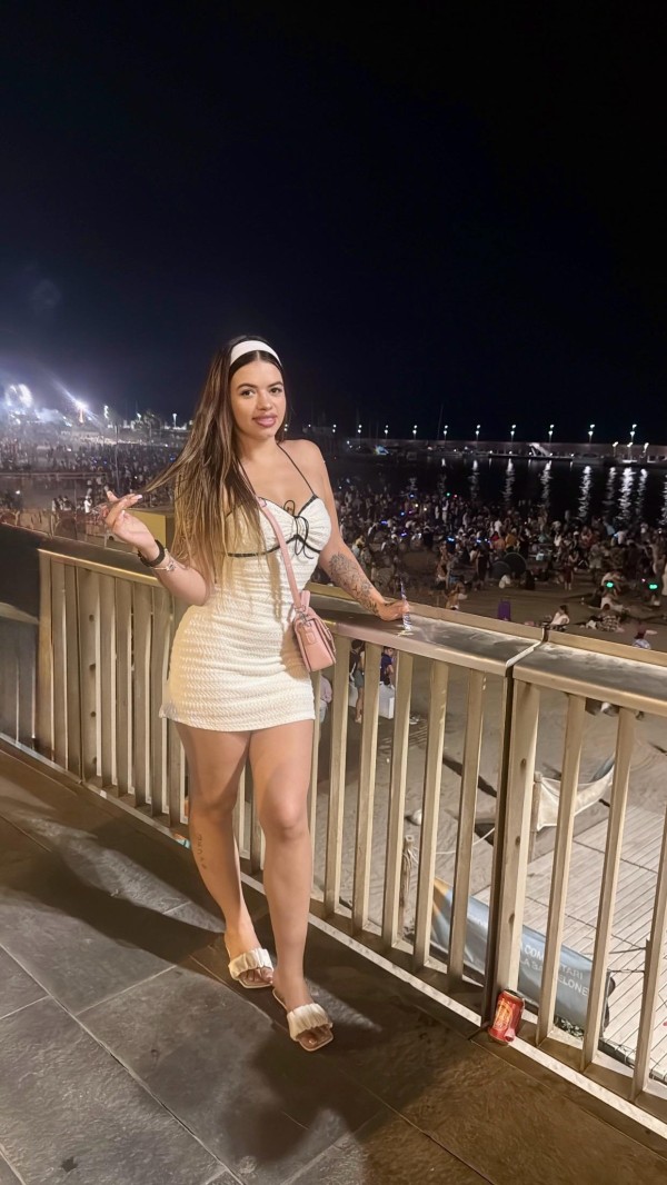 MODELO y amigas colombinas 697399380