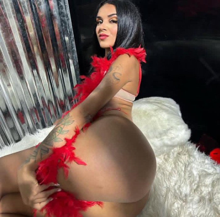 Nicole Carioca Avilés