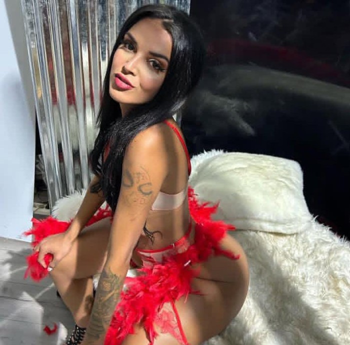 Nicole Carioca Avilés
