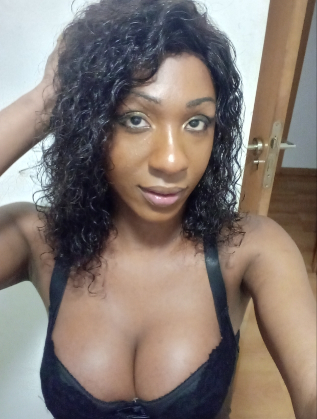 Ola soy gleicy una trans mulata muy wapa