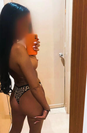 La mejor de Lleida y la más buscada. Sara brasileñ