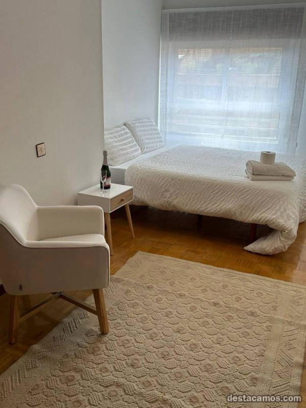 HABITACIÓNES NOVEDAD  piso Leon centro ZONA CORTE INGLÉS