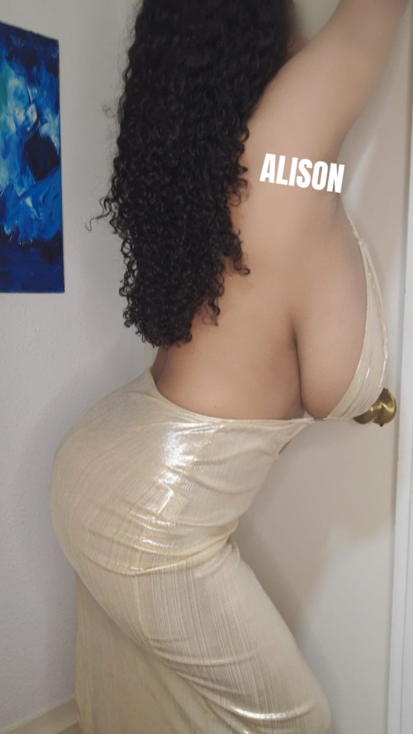 DOMINICANA MADURA CURVILINEA – CITAS PRIVADAS EN HOTEL MADRID