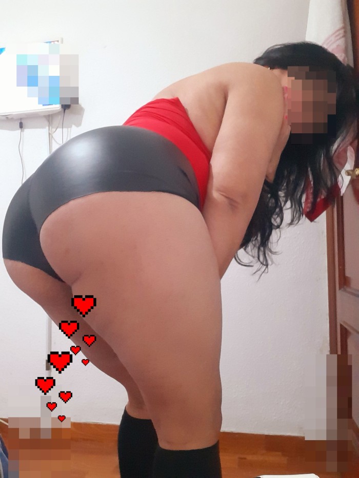 42 años rica madurita