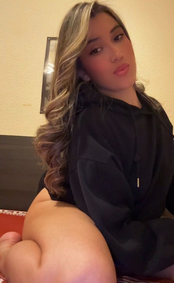 LATINA CACHONDA NOVEDAD EN TALAVERA DE LA REINA CON GANAS DE FOLLAR