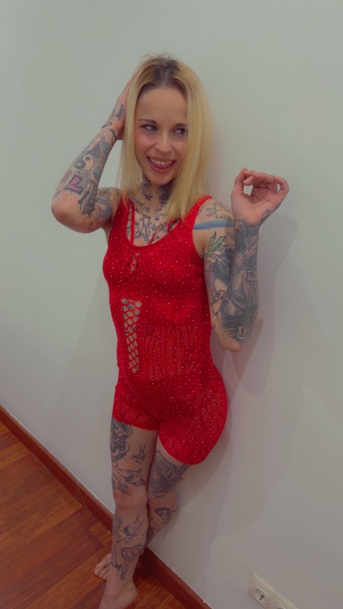 Natasha estudiante ESPAÑOLA CATALANA 22 añitos