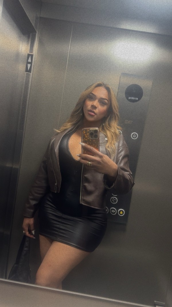 Espectacular mulata grandes pechos cerca de calle Manacor palma