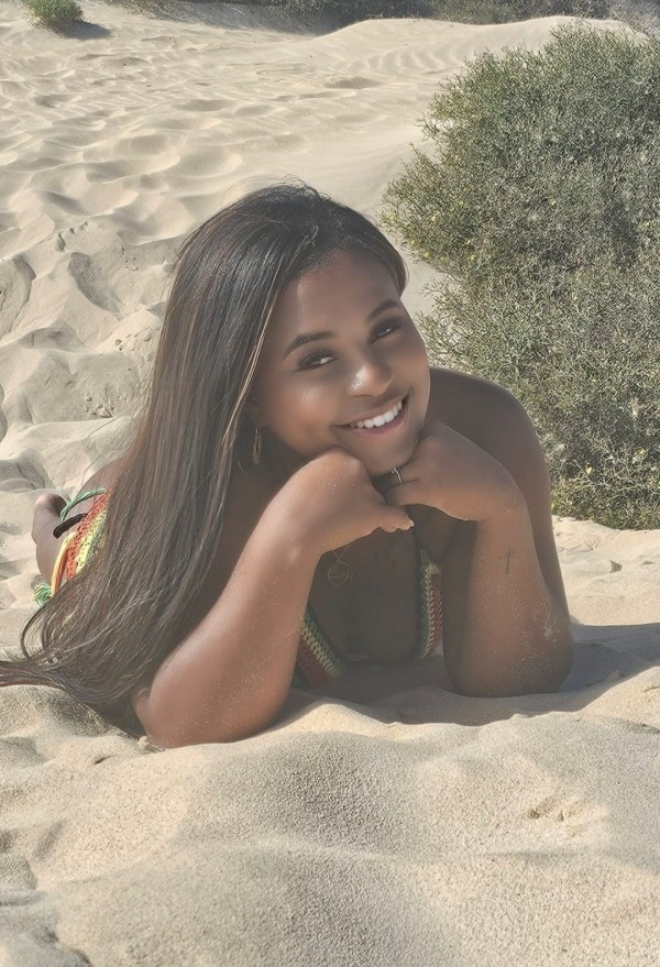 Sofía Colombia 24 horas en santa cruz