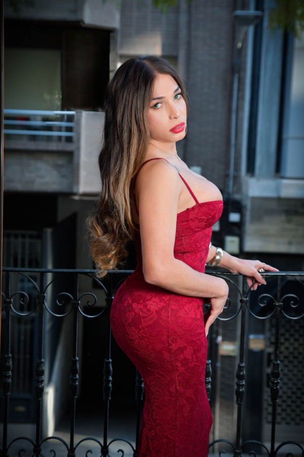 Ángela latina trans