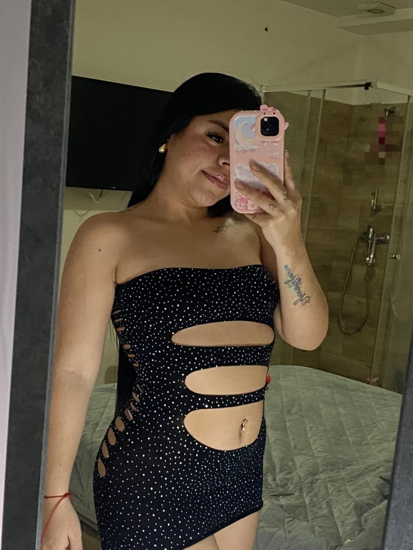 LINA CHICA LATINA RECIEN LLEGADA