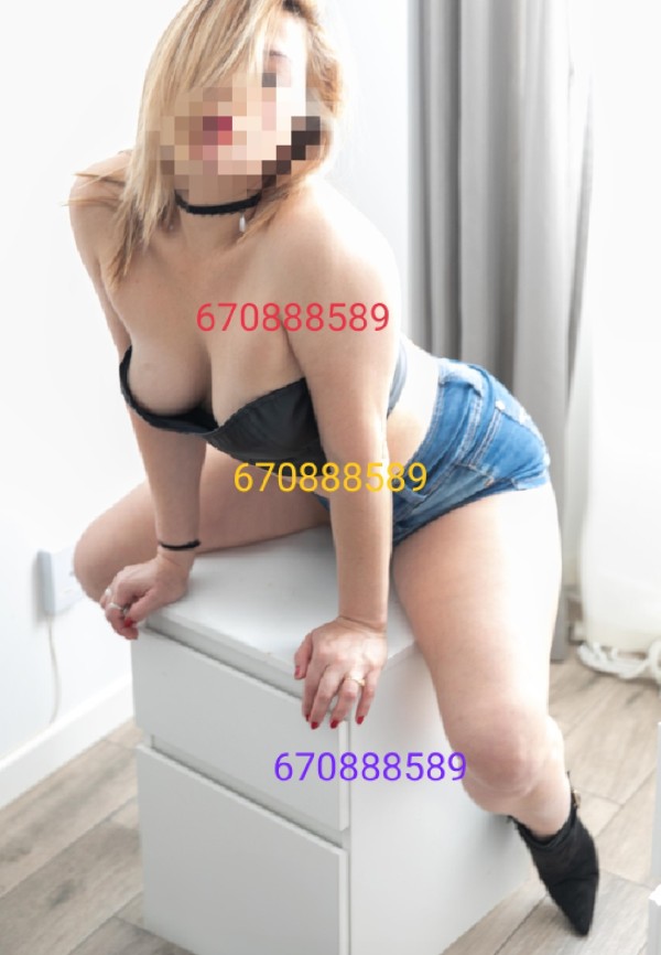 Soy una Dulce chica con la que te podrás divertir