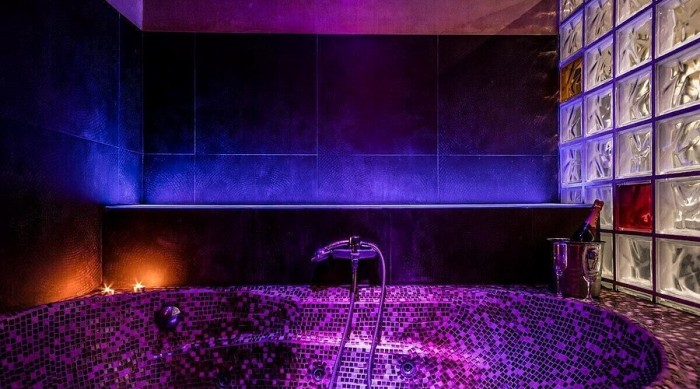 SE NECESITAN CHICAS PLAZAS DISPONIBLES