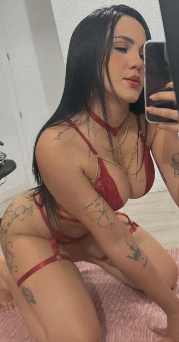 PAULA RICA MAMADA RICO COÑITO FIESTERA SALIDAS 24h