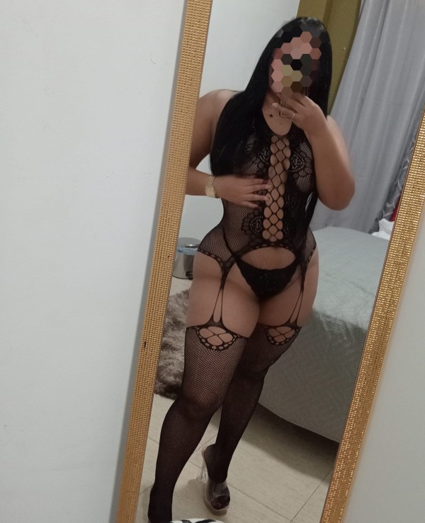 SARAY HERMOSA LATINA DE PASO POR TU CIUDAD EDUCADA Y CACHONDA