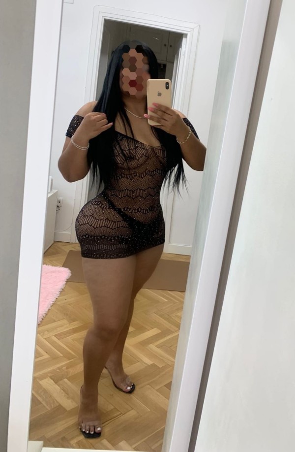 SARAY HERMOSA LATINA DE PASO POR TU CIUDAD EDUCADA Y CACHONDA