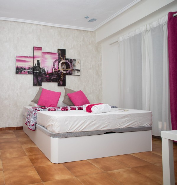 HERMOSAS HABITACIONES CENTRICAS PARA CHICAS VIP TRANQUILAS EDUCADAS