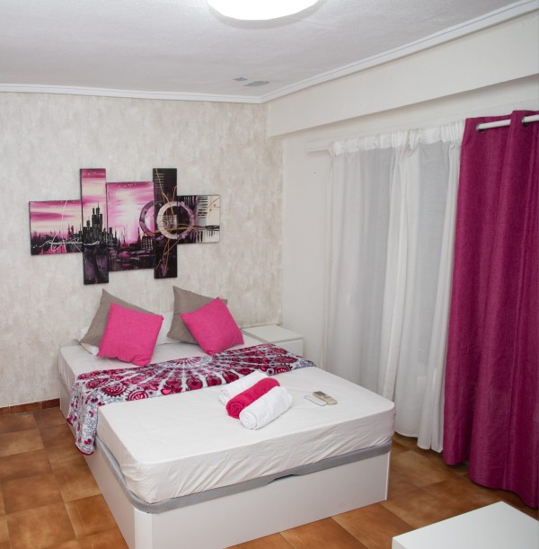 HERMOSAS HABITACIONES CENTRICAS PARA CHICAS VIP TRANQUILAS EDUCADAS