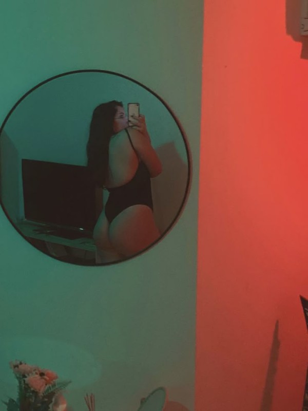 ZOE 25 años , HERMOSA LATINA MUY MORBOSA..!!