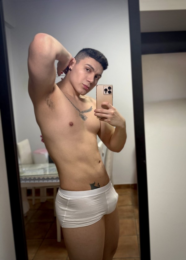 Daniel COLOMBIAN