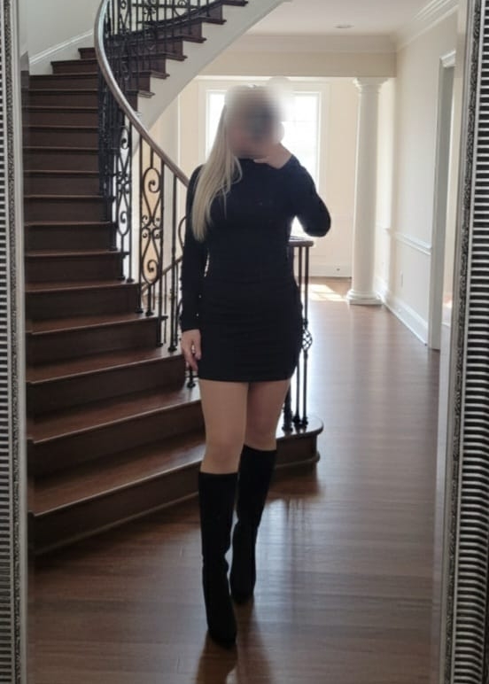 Hola soy Jarmi rubia jovencita en santiago masaje