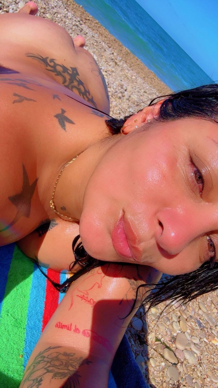 Rica latina fogosa ardiente