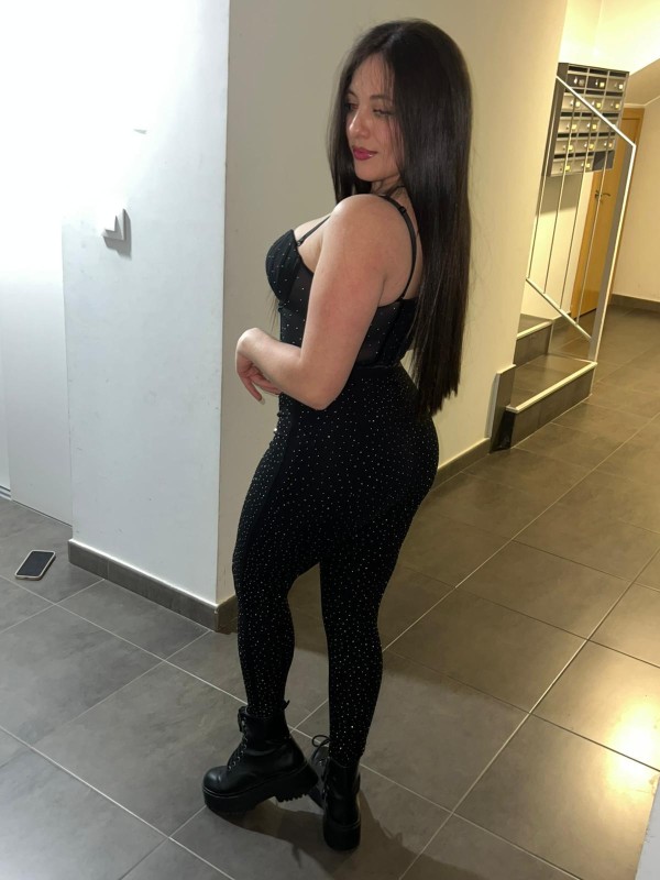 SOY DAHIANA SERE TU CARPICHO!!! GUAPA Y CON CUERPO DE INFARTO SOY SAMANTA