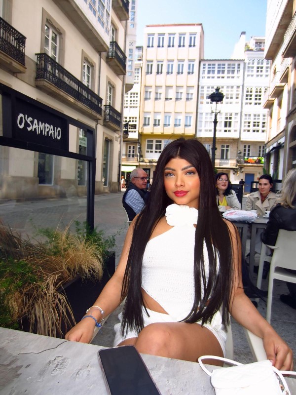 Samantha novedad escort preciosa cariñosa 19 años