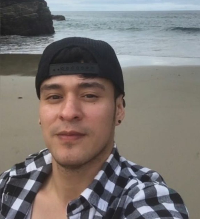 GUAPO FIESTERO DISPONIBLE CON LUGAR