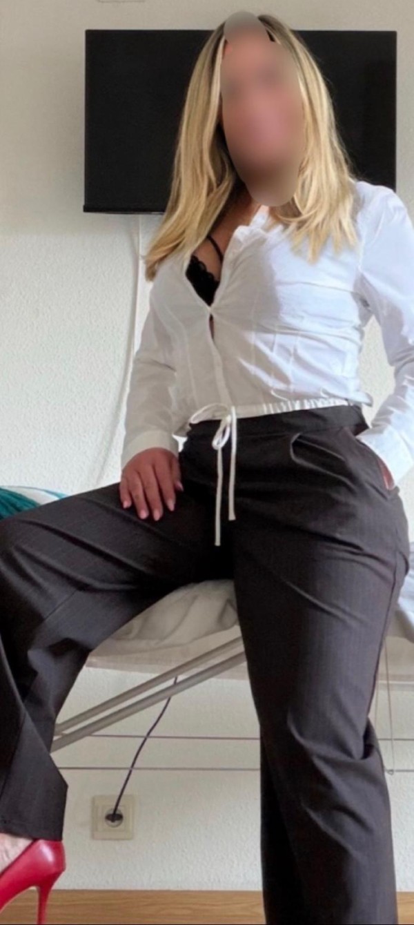 MASAJE PROFESIONAL CUERPO A CUERPO  …Andorra