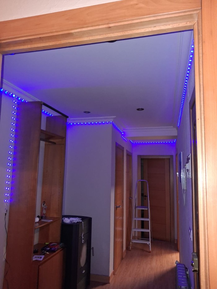 SE ALQUILAN HABITACIONES CON TODOS LOS SERVICIOS