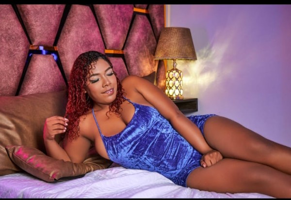 CONTACTO EN WHATSAPP SóLO SALIDAS Coño jugoso me corro a chorro chupona Hot