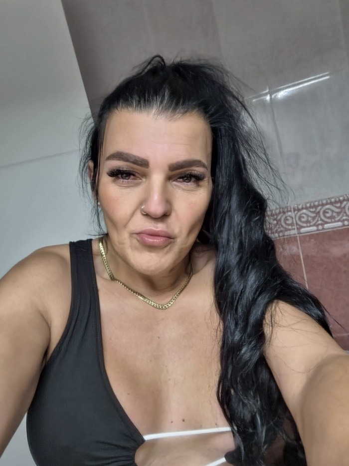 Vale transexual hago videollamadas y salida 24 hor